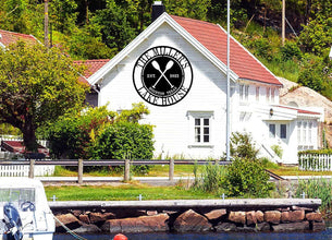 Custom lake house metal sign with crossed oars, personalized name, location, and year, laser-cut from steel and powder coated for outdoor durability