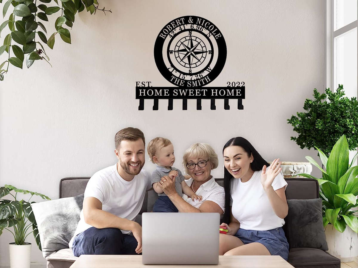 Custom Compass Wall Hook Secondary image