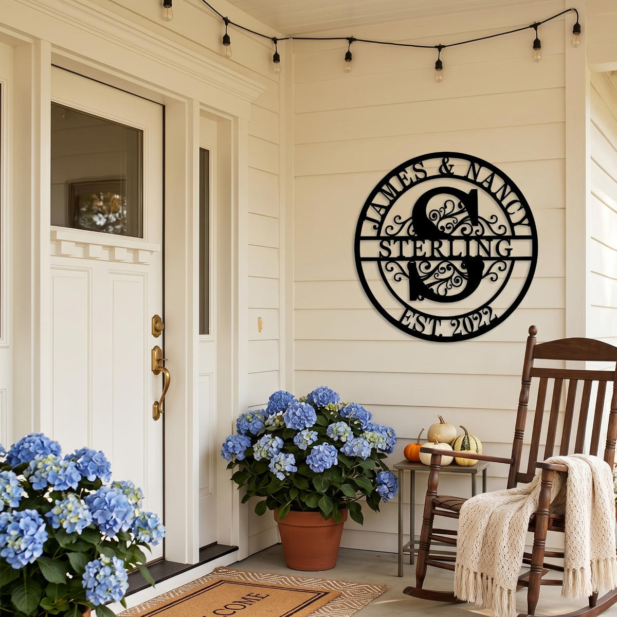 Personalized family initial metal sign with names and EST year – laser-cut steel wall art with scroll design, custom-made for weddings, anniversaries, or home décor