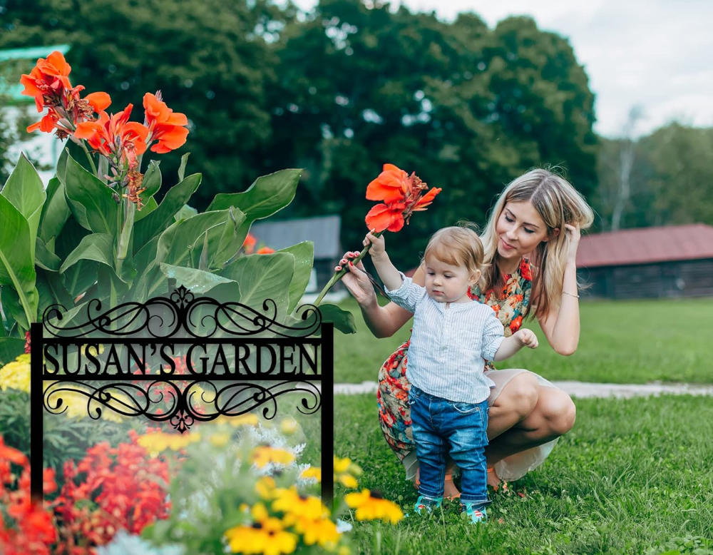 Personalized metal garden sign with built-in stakes and custom name, outdoor decorative yard signage