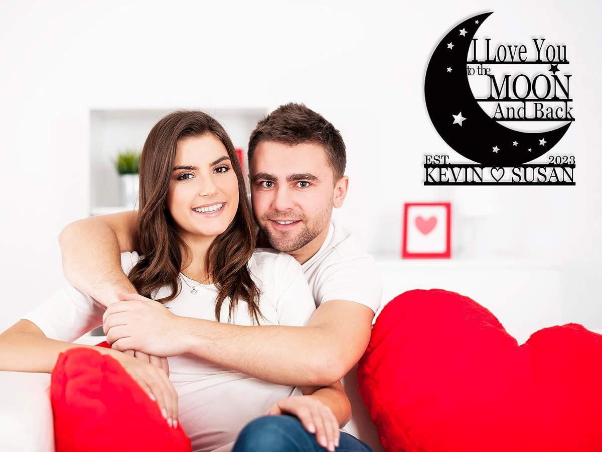 Moon Love Sign