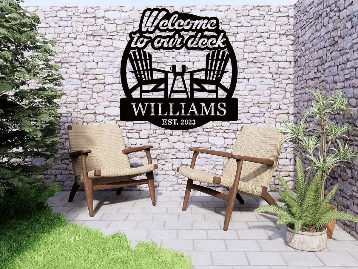 Outdoor Leisure Iron Décor Secondary image