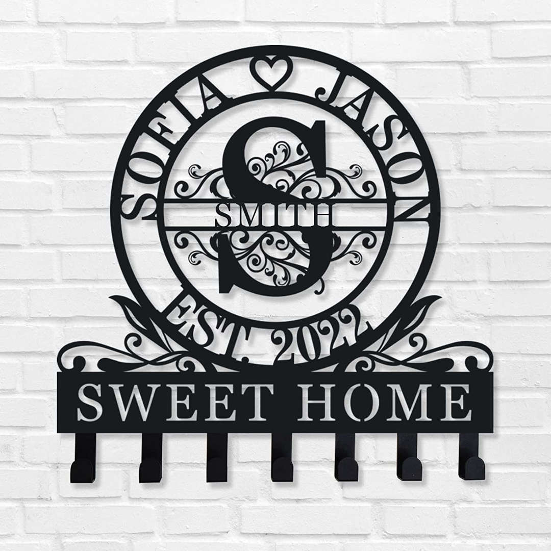 Personalized Family Key Holder Main image